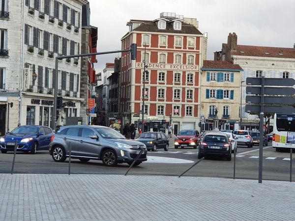 Bayonne