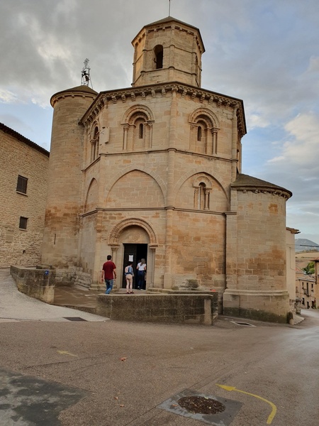 Parroquia de San Andres in Torres del Rio.