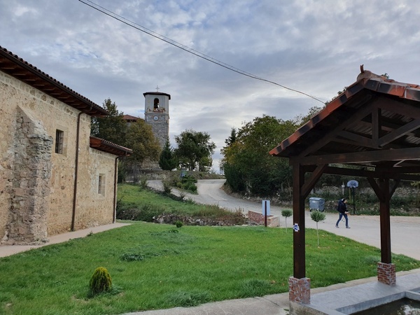 Believe this place is called San Roque (1 km west of Tosantos). Nice well