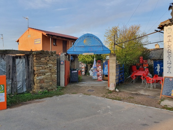 Another funny bar in El Ganso.