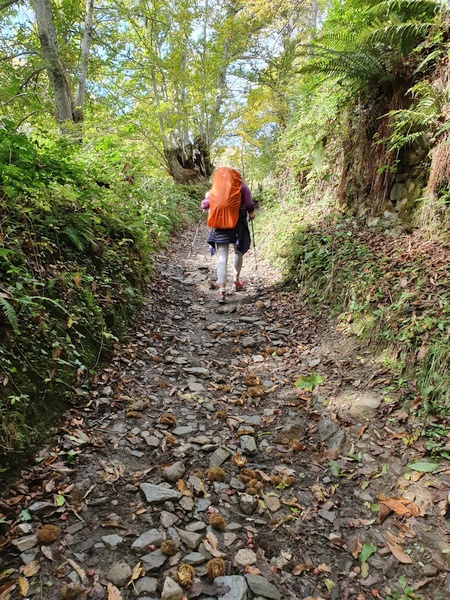 With Australian Robyn close to La Faba. Climbing into the mountains