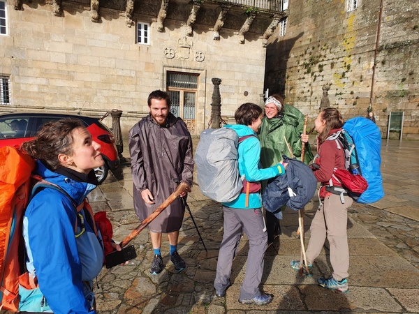Romain, Carola and Eleonora and more arriving to the Cathedral on Nov. 4. Very emotional