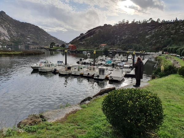 Harbour at Ezaro. Looks like Norway