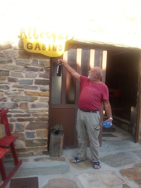 German Dieter that I met with Birgit in Leon. They sent me this photo. Not sure, where it is taken.