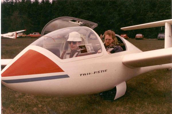 Ole Steen Poulsen og Jan Christensen i Twin Astir (E4?)